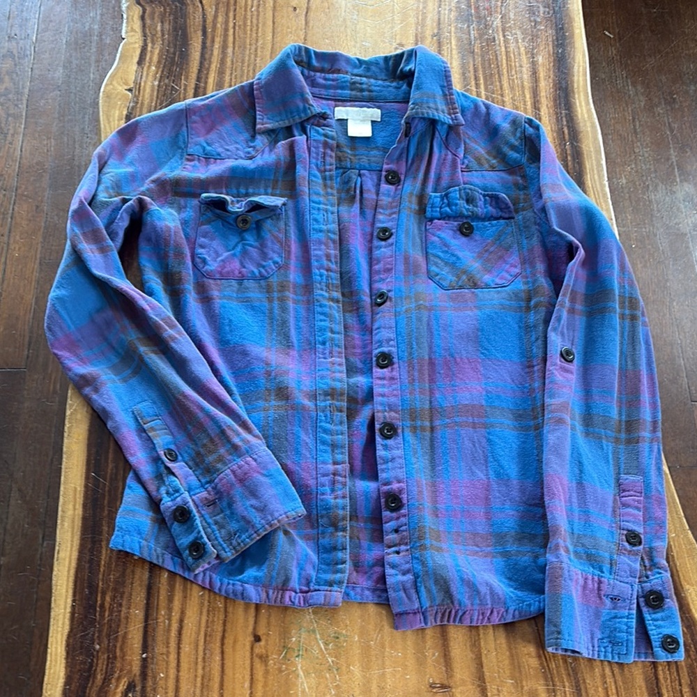 O’NEILL Blue and Purple Plaid Button-Up Shirt